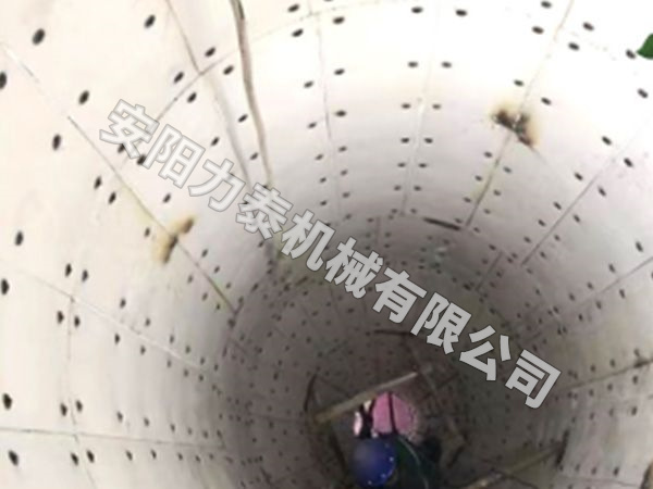 煤倉襯闆